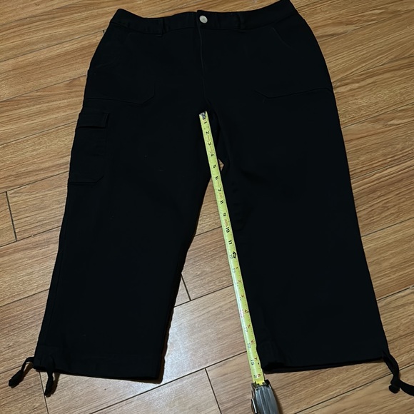 Coldwater Creek Capris - Picture 2 of 6